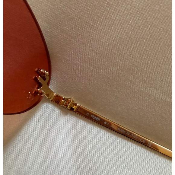 BNWT & BOX Fendi Oval Sunglasses main image 10